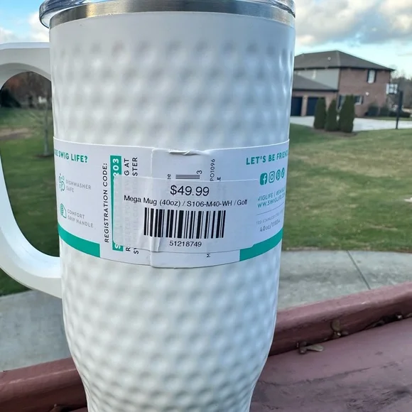 Swig Life White Mega mug NWT - Picture 2 of 2